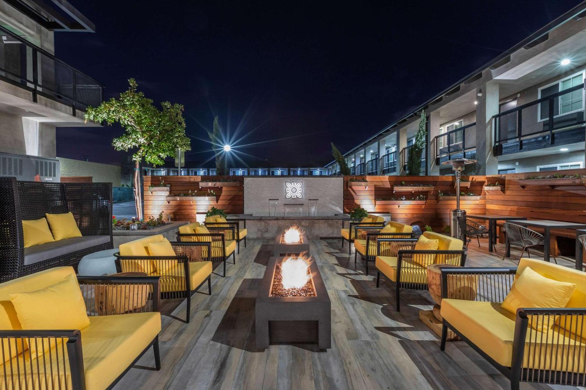 洛杉矶托朗斯布鲁斯顿酒店-埃森德典藏酒店成员 托伦斯 外观 照片